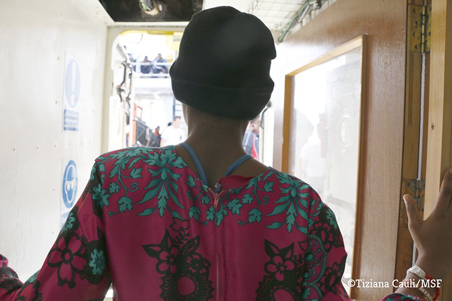Jewel walks towards the deck of the Aquarius.
