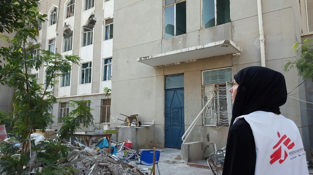 MSF Medical team leader, Crystal Vanleeuwen in front of the outpatient department in Al-Thawra hospital in the besieged area of Taiz. 