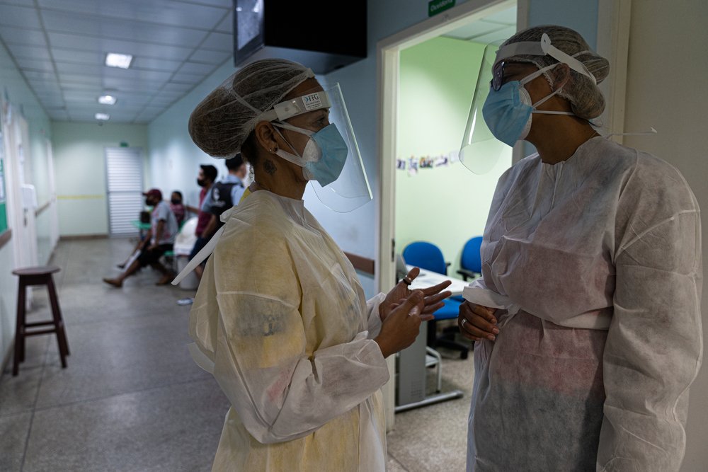 The epidemic has had an enormous psychological impact on health workers in Manaus.  Psychological support is offered to all hospital staff, medical and non-medical.