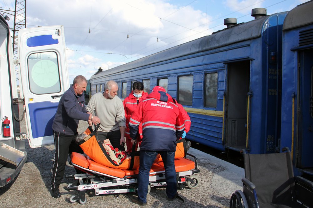 New medical train referral of 48 patients, coming from hospitals close to frontlines in the war-affected east of the country. (April 2022).