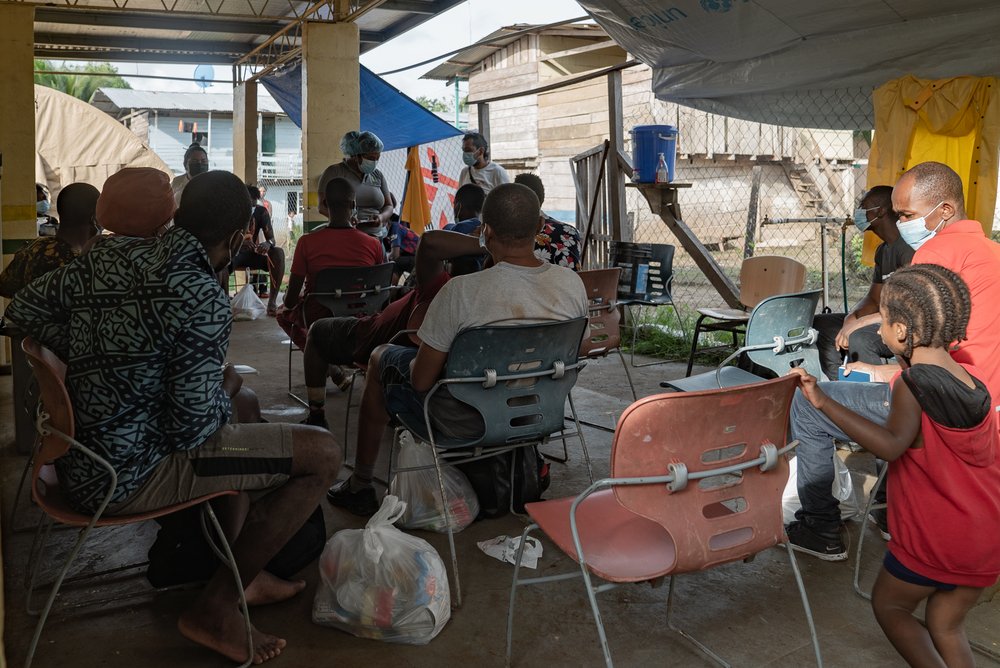 Waiting room of the medical post where MSF staff provides assistance to migrants and the Bajo Chiquito population, in partnership with the Ministry of Health.