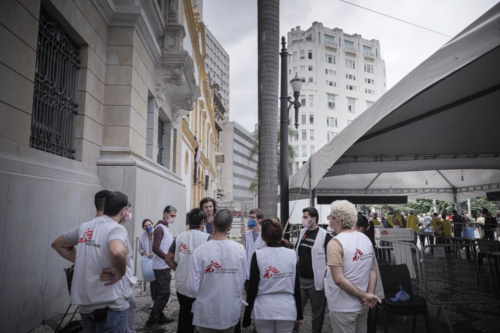 MSF evaluates and screens homeless people in shelters in downtown São Paulo. 