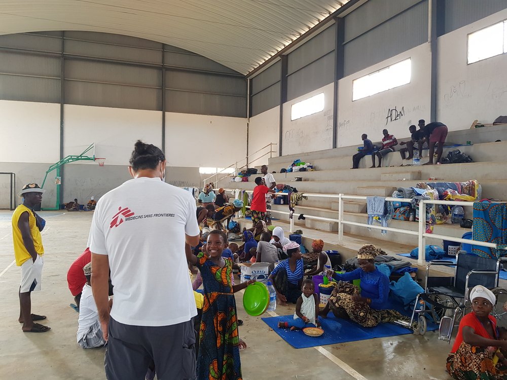 Over the past few days, hundreds of people have arrived in the provincial capital city of Pemba, Cabo Delgado, fleeing from the violent attacks that took place in Palma last week. 