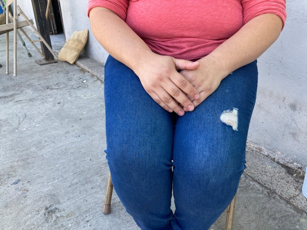 Maria, 33, fled with her husband and two children, due to gang threats. They crossed Guatemala and Mexico. When they reached the northern border, in the city of Reynosa, immigration agents detained her husband and their 12-year-old son. 