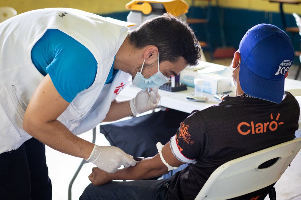 To identify chronic kidney disease of non-traditional origin (CKDnt), also called as Mesoamerican endemic Nephropathy (MeN), MSF provides screening (rapid and laboratory tests), diagnostics and direct medical attention to the population in the community. 