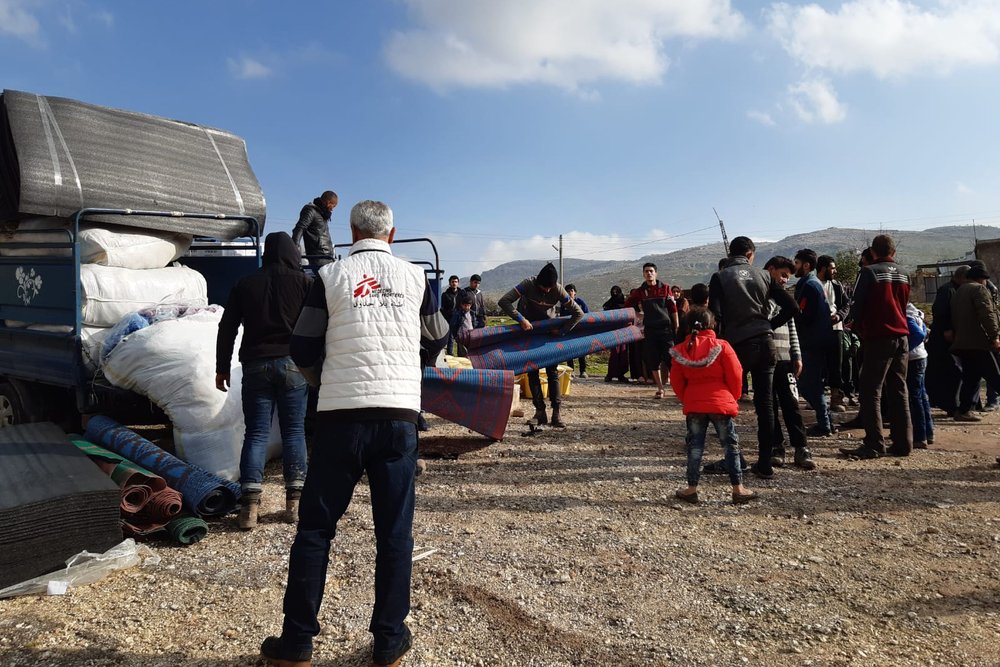 MSF distributed hygiene kits and winter relief supplies (blankets, mattresses, jerrycans).
