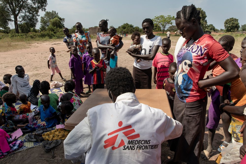 A member of MSF staff works at a seasonal malaria chemoprevention distribution site in a village in Aweil, South Sudan, October 28th, 2021.