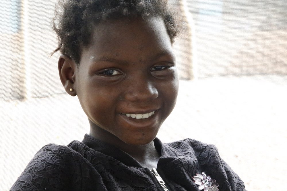 Bibi, 11, was in bad shape when she arrived at the Bosobolo general hospital. She was diagnosed with measles with complications. She was immediately put on treatment with special monitoring. Four days later, she is recovering and smiles again.