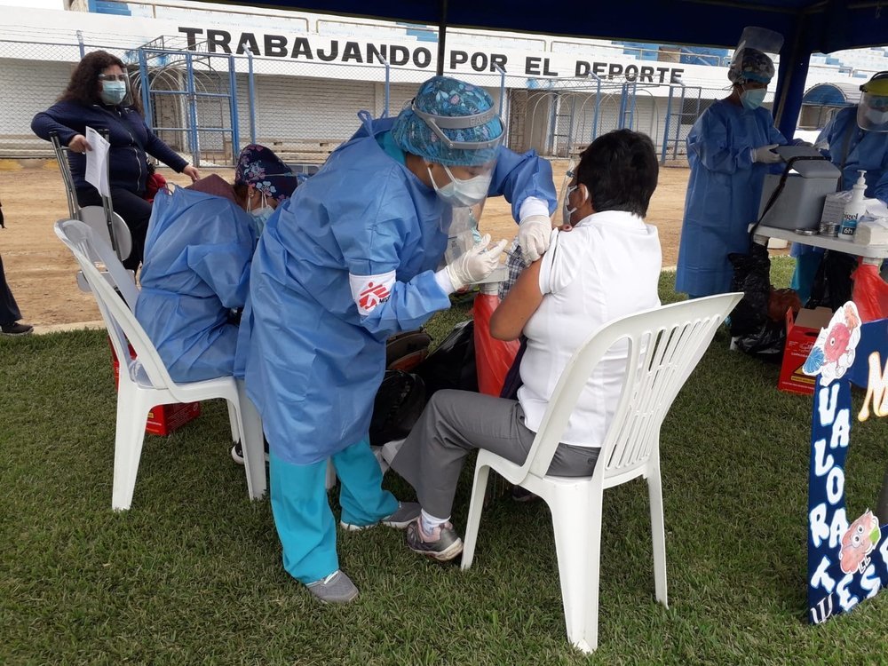 A new wave of COVID-19 has swept Peru since the start of 2021. MSF has launched an intervention in support of the health authorities in Huaura province, north of Lima, aimed at taking some pressure off the regional hospital in Huacho. (May, 2021).