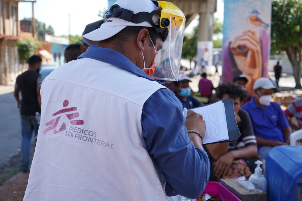 Doctors Without Borders offers medical services, mental health care, social work and also distributes kits with basic hygiene items and water on the outskirts of the Casa del Migrante Diocesis of Coatzacoalcos (Coatzacoalcos, Veracruz).
