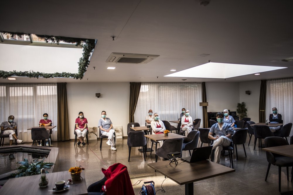 A mobile team from MSF is giving a briefing to the staff of the retirement home &quot;Résidence Christalain&quot;, in Jette, Brussels