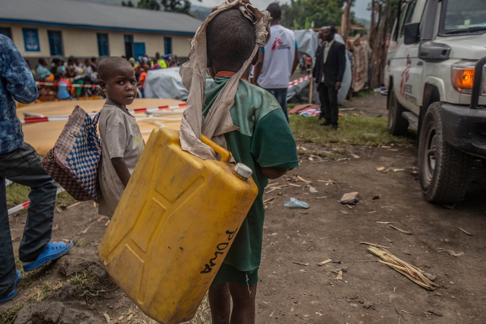 Water distribution in Sake, North Kivu, DRC