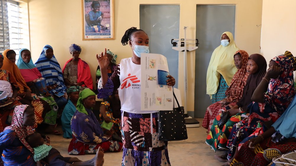 A health promoter shares health lessons with women who have come to the Wendou health centre maternity ward for a consultation, in the Sahel region of Burkina Faso.