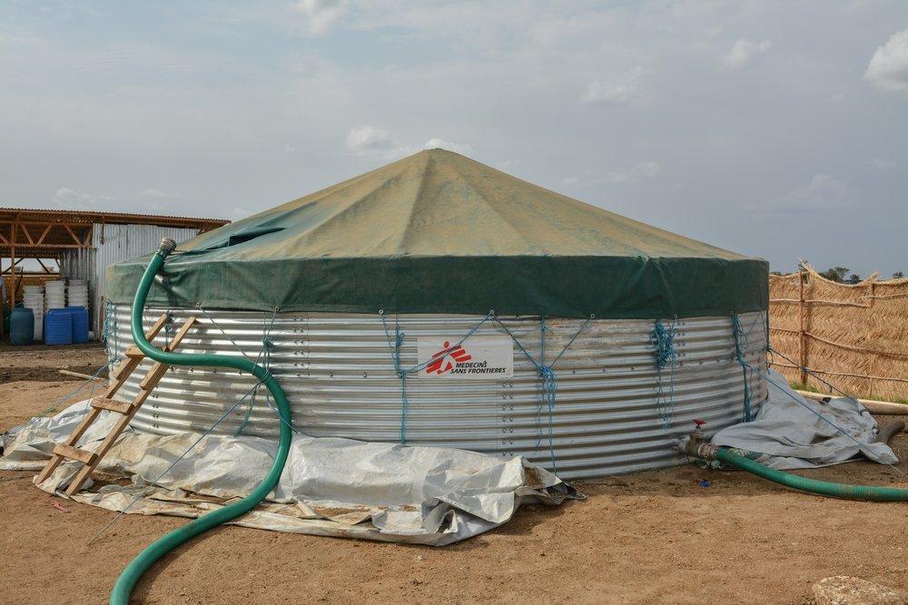 One of the water tanks at MSF’s water treatment plant in Al Tanideba camp. MSF is treating water as an emergency measure to ensure refugees have clean water.