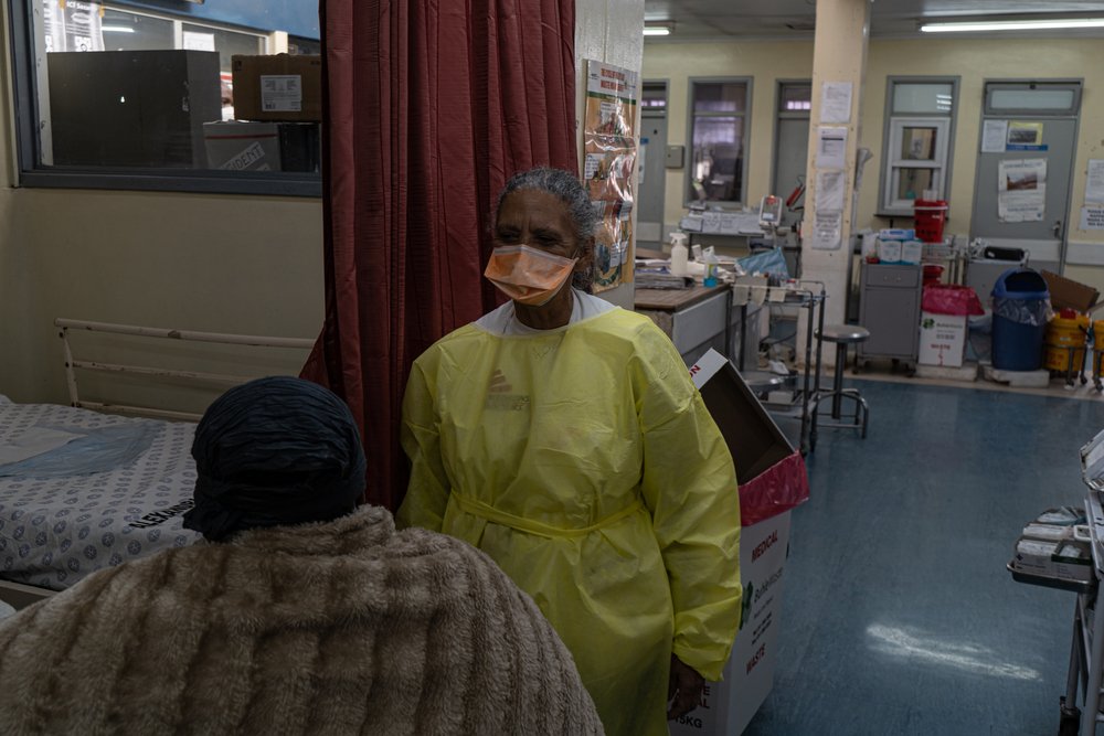 Two MSF medical teams are offering support at understaffed emergency departments of a clinic and hospital outside Johannesburg as more patients seek care in the aftermath of the violence and chaos.