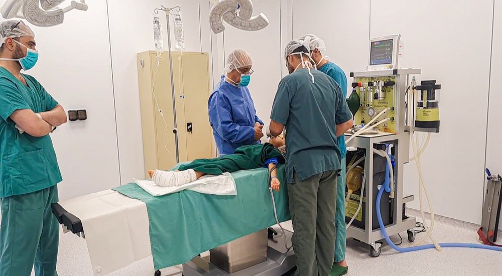 A patient being prepared for operation at MSF&#039;s Al-Wahda hospital in East Mosul.