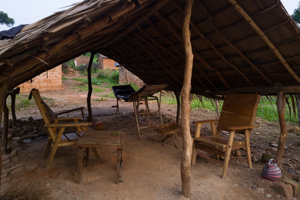 A hut outside the Nzacko health center, where some patients when the center in full.