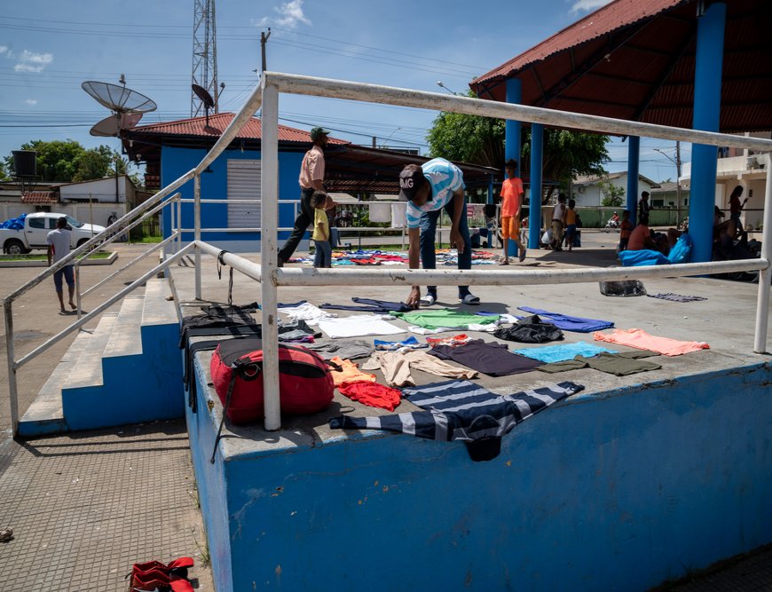 Venezuelan migrants and asylum seekers dry their clothes. (November, 2021).