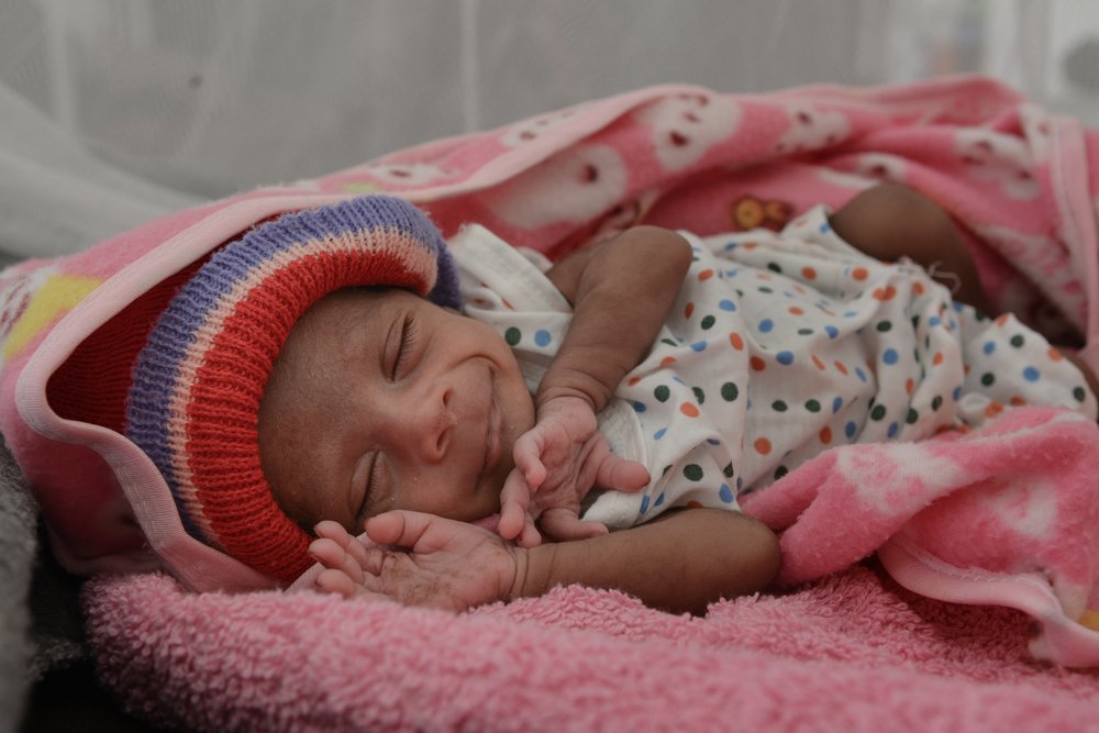 Baby Dawit Yonas was born prematurely, weighing only 1.2 kg. His mother, Mebruit Muruts, gave birth to Dawit at MSF’s maternity clinic in Al-Tanideba camp.