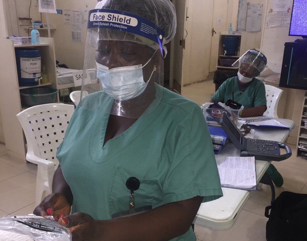 Victoria Pewee, an intensive care nurse, helped care for Paul B. Morris Jnr in the MSF Children’s Hospital. November 2020.
