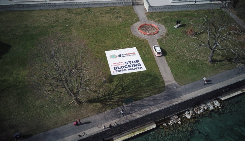 Aerial view of the banner deployed by MSF in front of the World Trade Organization (WTO) in Geneva calling on certain governments to stop blocking the landmark waiver proposal on intellectual property (IP) during the pandemic. (March 2021).
