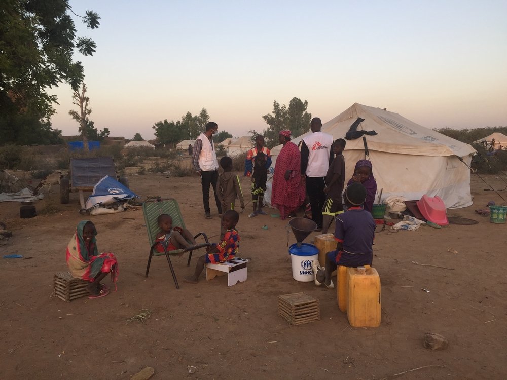 To get a better idea of the living conditions, an MSF team visits one of the sites where people displaced by conflict have settled in Sokolo, Niono.